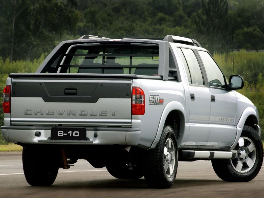  Chevrolet S-10 Crew Cab 2008 года  (BR) (фото 26 из 30)